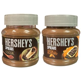 🥄 Čokoládové pokušení, kterému neodoláte! 🍫🌰 Objevte dokonalé spojení jemné kakaové pomazánky a křupavých mandlí od...